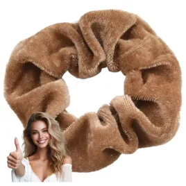 gumka-do-wlosow-bezowa-welurowa-bez-laczen-wygodna-i-bezpieczna-dla-wlosow