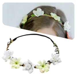 wianek-opaska-z-kwiatami-na-glowe-bialy-wygodny-na-gumce-do-wlosow-boho