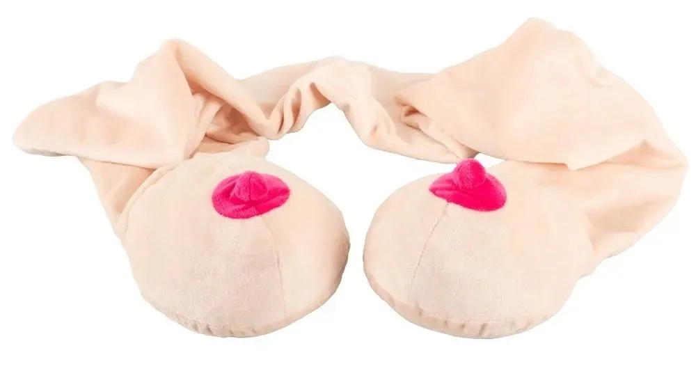 scarf-with-two-boobs