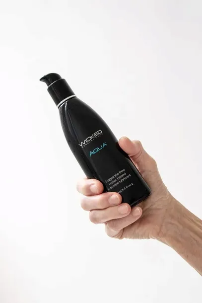 wicked-aqua-250ml-opakowanie-butelka