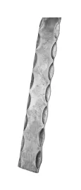 plaskownik-mlotkowany-elementy-kute-30-001-40x5-1m