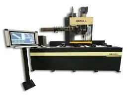 zaawansowane-centrum-obrobcze-cnc-metalu-wiercenia-gwintowania-znakowania