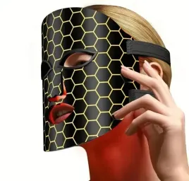 maska-led-na-twarz-terapia-swiatlem-fotonowa