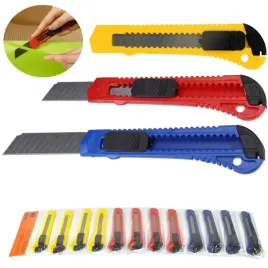 zestaw-12szt-noz-do-tapet-z-ostrzem-lamanym-tapeciak-nozyki-wysuwane-18mm
