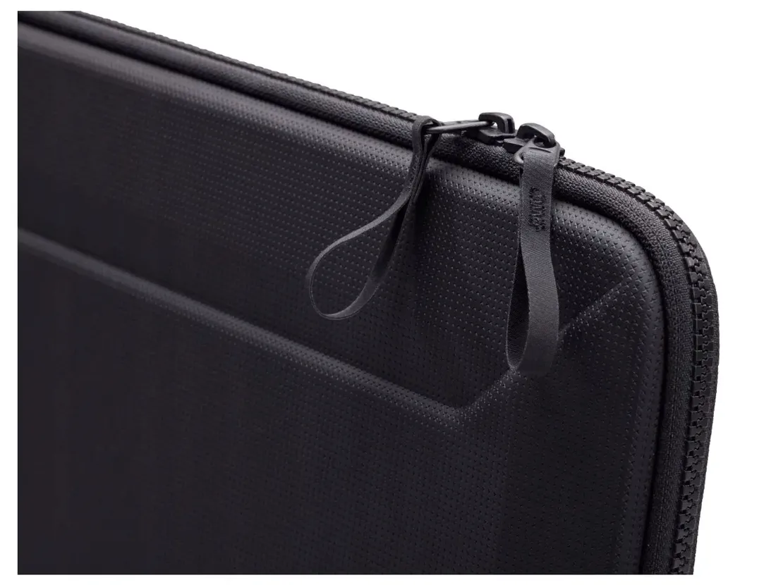 thule-gauntlet-5-macbook-sleeve-14-black-3205410-or-thule-thule