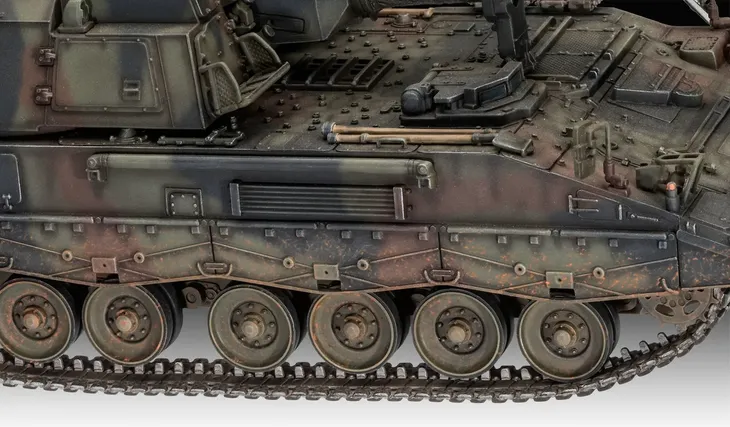 model-plastikowy-panzerhaubitze-2000-revell-marka-revell-model-panzerhaubitze-2000