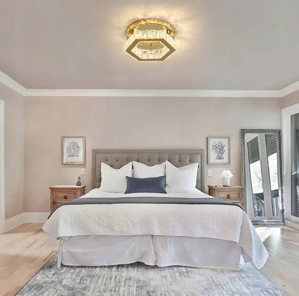 elegancki-nowoczesny-zyrandol-krysztalowy-lampa-sufitowa-led-3-barwe-zloty-zasilanie-sieciowe