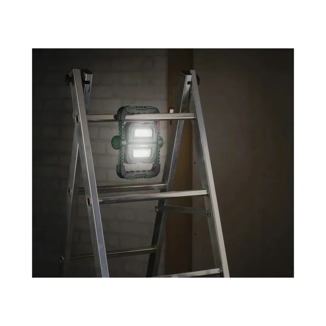 reflektor-budowlany-led-parkside-pbbk-4-b1