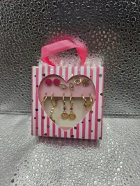 zestaw-kolczykow-dzieciecych-6-par