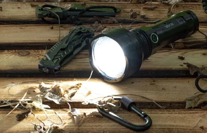 latarka-vayox-pro-series-va0109-stan-nowy