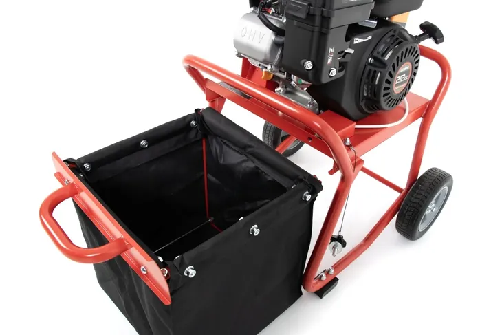 faworyt-rozdrabniacz-spalinowy-z-koszem-do-galezi-rebak-6km-loncin-212cc-zasilanie-spalinowe