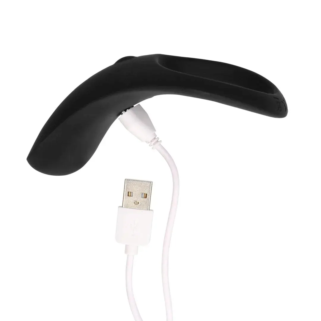 pointed-vibrating-cock-ring-licorice-black