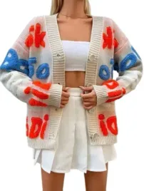 sweter-damski-z-napisami-klasyczny-guziki-lrd