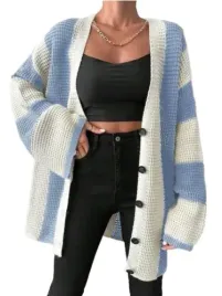 sweter-damski-na-guziki-w-paski-dlugi-rekaw-lrh