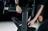 rower-treningowy-wahoo-kickr-bike-shift-obciazenie-maksymalne-112-kg