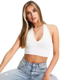 crop-top-damski-bialy-krotki-klasyczny-36-duq