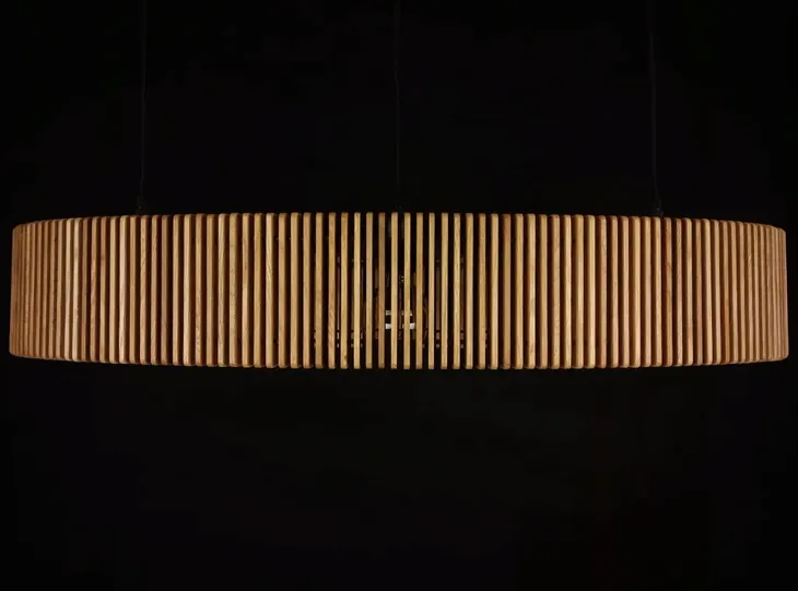 lampa-wiszaca-lamelight-lampy-debowe-debowa-olejowana-elipsa-80cm-pomieszczenie-jadalnia-korytarz-schody-salon-sypialnia