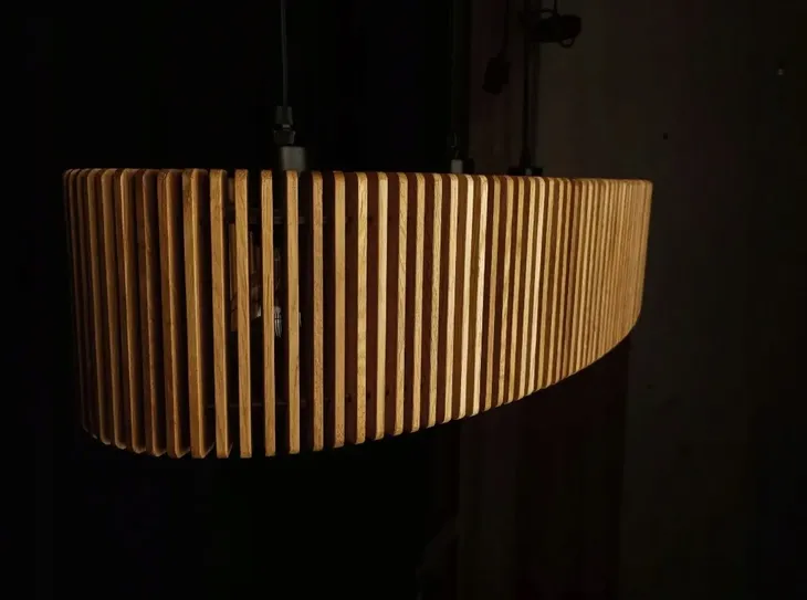 lampa-wiszaca-lamelight-lampy-debowe-debowa-olejowana-elipsa-80cm-dlugosc-wysokosc-100-cm