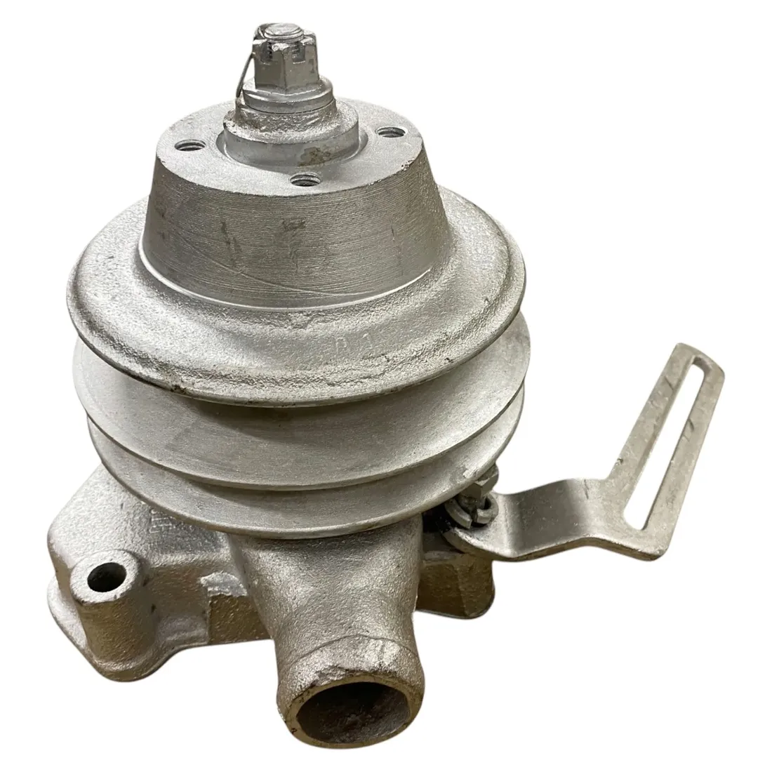 pompa-wody-zil-157-nowa-stan-nowy