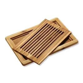 deska-akacjowa-do-krojenia-pieczywa-z-kratka-na-okruchy-475x32xh2-cm