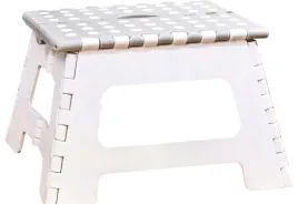 smukee-stolek-skladany-taboret-bialo-szary