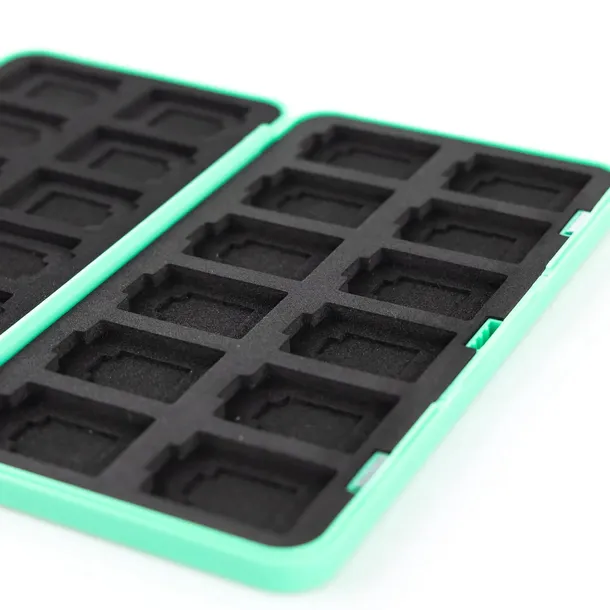 etui-case-organizer-na-karty-do-nintendo-switch-oled-micro-sd-luigi