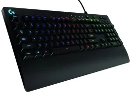 klawiatura-membranowa-dla-graczy-logitech-g213-prodigy-rgb-uklad-wloski