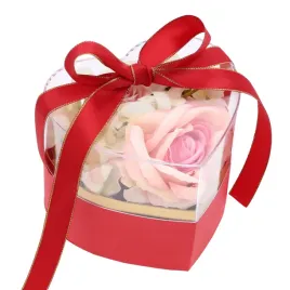 czerwone-serce-prezent-na-walentynki-pudelko-flower-box-na-kwiaty-slodycze