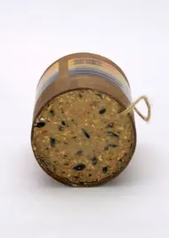 kubeczek-dla-ptakow-z-karma-turdus-400g-wysokoenergetyczny-pokarm-na-zime