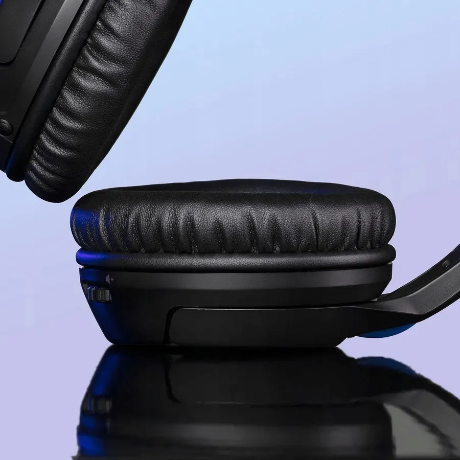 sluchawki-bezprzewodowe-gamingowe-hyperx-cloud-flight-wireless-ps4-ps5-pc