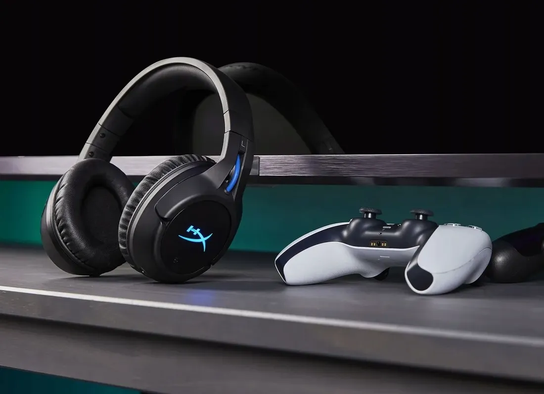 sluchawki-bezprzewodowe-gamingowe-hyperx-cloud-flight-wireless-ps4-ps5-pc