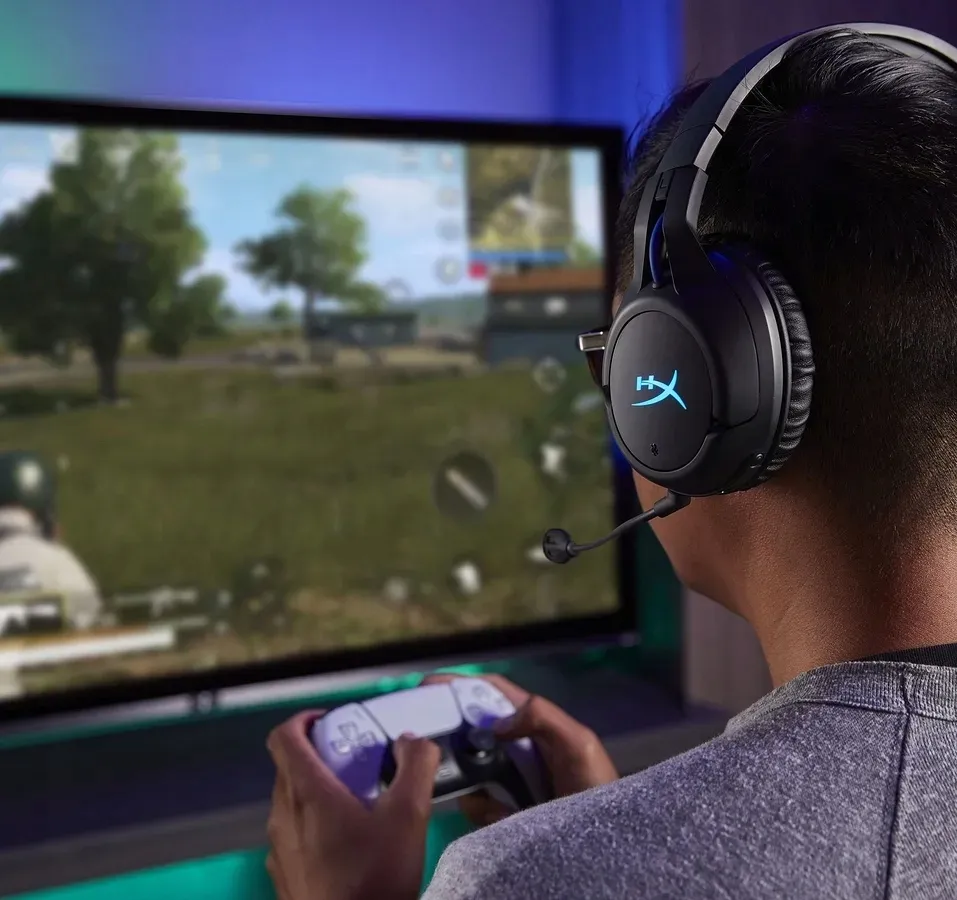 sluchawki-bezprzewodowe-gamingowe-hyperx-cloud-flight-wireless-ps4-ps5-pc