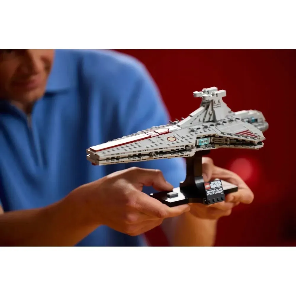 lego-star-wars-75441-venator