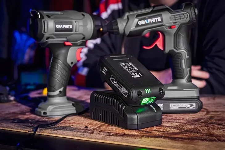 ladowarka-do-akumulatorow-energy-graphite-kod-producenta-58g010-58g003-58g008-58g011-58g004