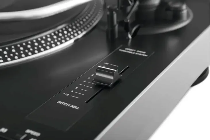 gramofon-direct-drive-usb-phono-line-33-45-technisat-techniplayer-lp-300-wbudowany-przedwzmacniacz-tak