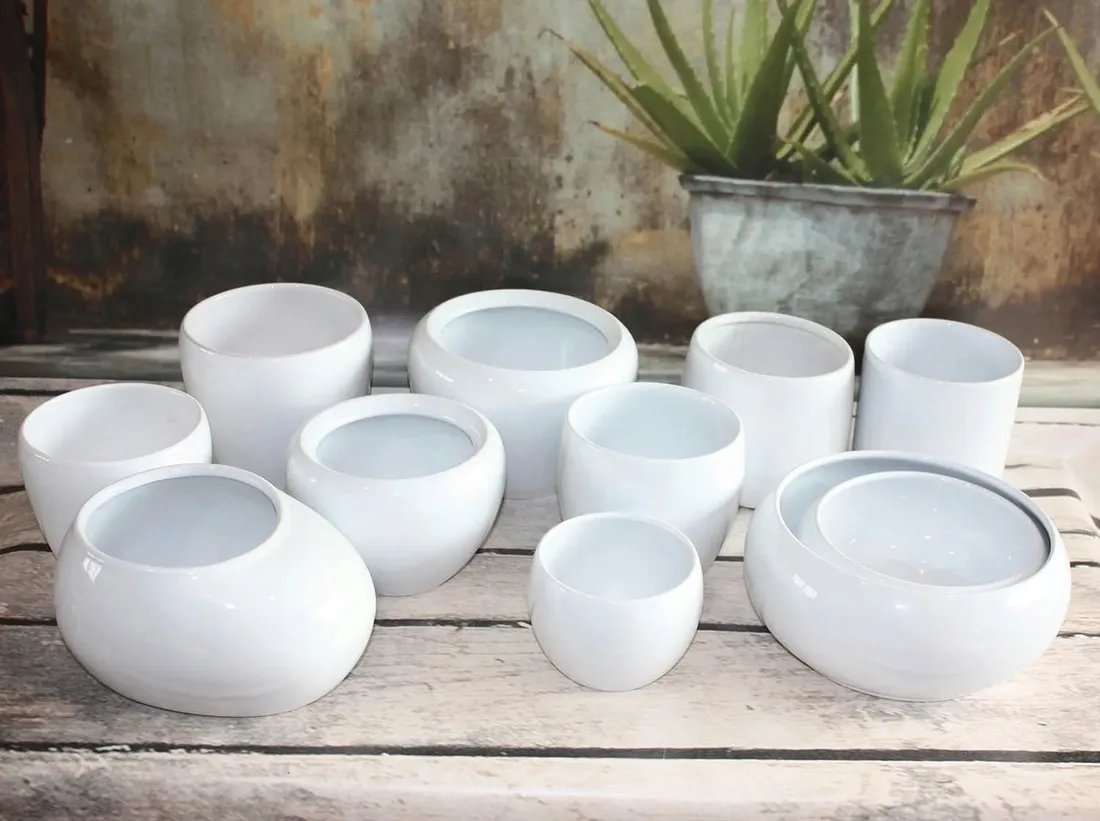 doniczka-ceramiczna-oslonka-biala-walec-h22