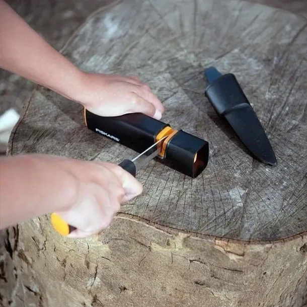 fiskars-xsharp-ostrzalka-do-nozy-noza-i-siekier-fiskars-x-sharp-1000601-marka-fiskars-rodzaj-ceramiczna