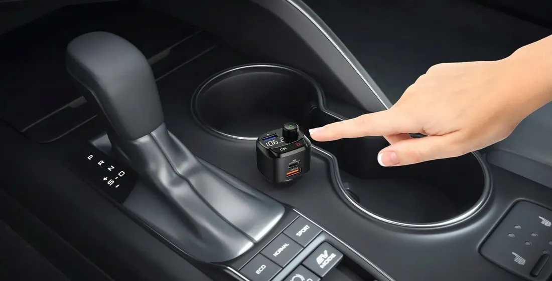 transmiter-fm-ladowarka-bluetooth-bt-usb-typ-c-digicar-200-bt