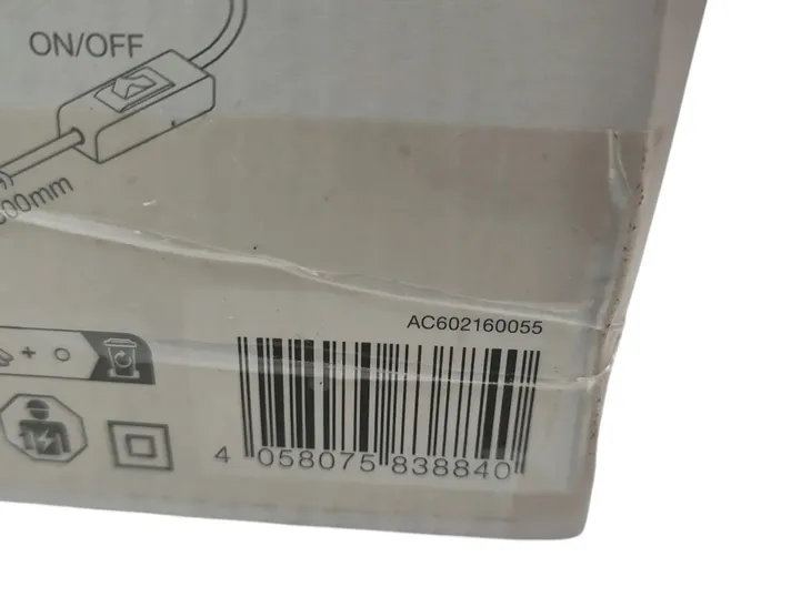 oprawa-scienna-dekoracyjna-straw-wall-2xe27-ledvance-material-dominujacy-metal