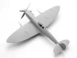 spitfire-mk-vii-wwii-british-fighter-1-48-okres-ii-wojna-swiatowa