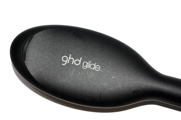 ghd-glide-szczotka-termiczna-prostujaca-jonizacja-marka-ghd