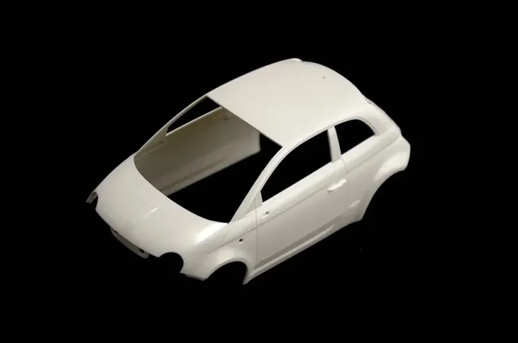 1-24-model-samochodu-500-abarth-2008-marka-italeri
