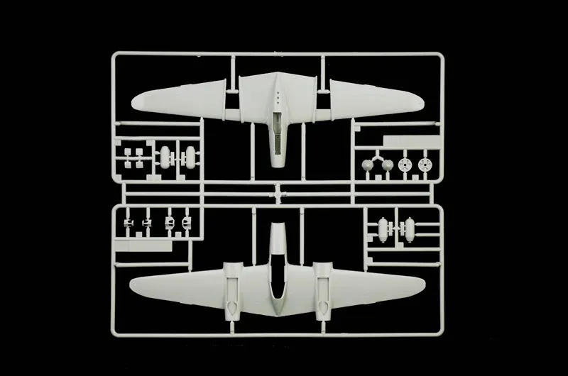 1-72-p-38j-lightning-marka-italeri