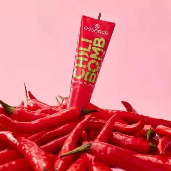 essence-chilli-bomb-blyszczyk-do-ust-01-strawberry-salsa-10ml