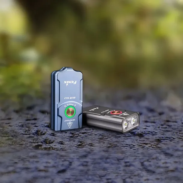 latarka-led-fenix-e03r-v2-0-niebieska-zrodlo-swiatla-halogen