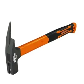 mlotek-dekarski-ciesielski-kuty-600g-wokin