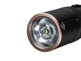 latarka-led-fenix-e20-v2-0-stan-nowy
