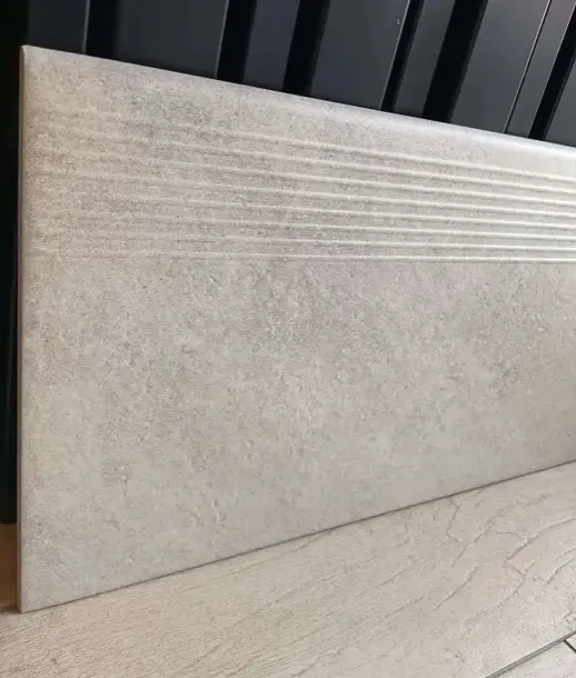 gres-stopnica-eremite-crema-bez-mat-r10-30x60-gat-ii-kolor-bezowy