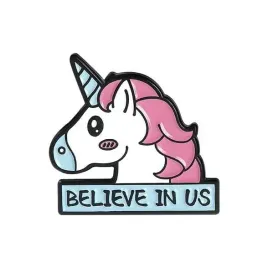 przypinka-do-ubran-pzp-jednorozec-believe-in-us