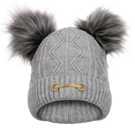 czapka-zimowa-damska-equestrian-queen-ayla-24aw-z-2-pomponami-srebrna